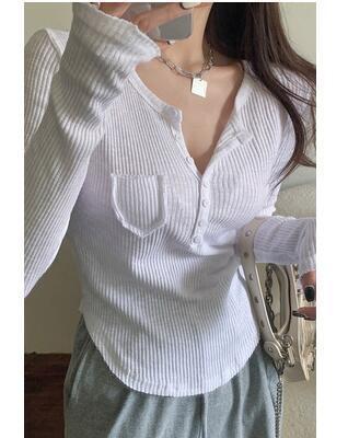 Hot Girl Button V-neck Long-sleeved T-shirt Top