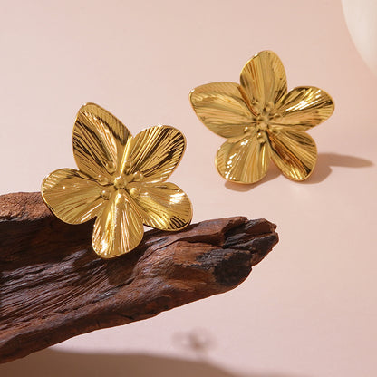 Sweet Personality Flower Pearl Titanium Steel Earrings