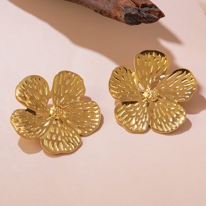 Sweet Personality Flower Pearl Titanium Steel Earrings