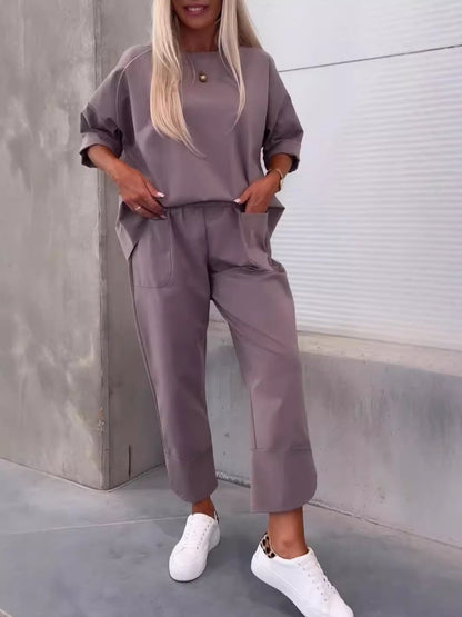 Two-piece Solid Color Round Neck Cropped Pants Set