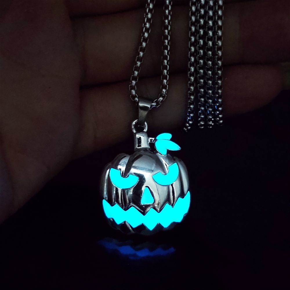 Halloween Ghost Festival Necklace Luminous Pumpkin Pendant Night Glowing Ghost Face Accessory Fashion Jewelry Present
